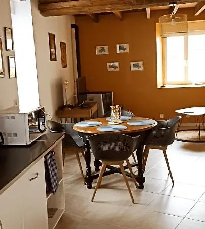 Gite Du Pre Gorron Exterior foto
